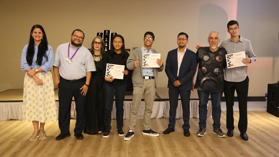 Estudiantes de San Miguelito y Panamá Centro ganan medallas de la VII OliPaCE y representarán a Panamá en la Olimpiada Latinoamericana 2024