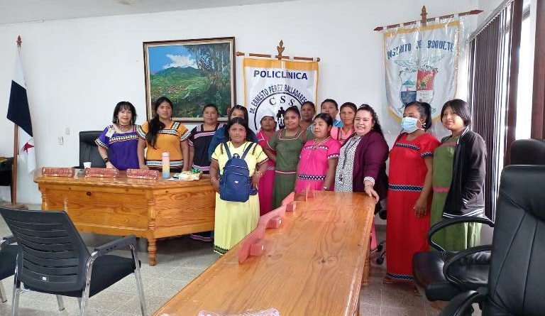 Mujeres Ngäbe Buglé de Boquete reciben herramientas para el empoderamiento económico