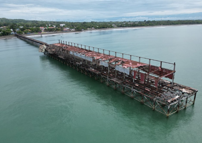 Avanza la construcción del muelle fiscal de Puerto Armuelles