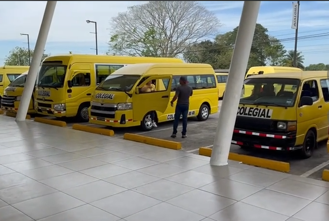 Revisión de buses colegiales en Chiriquí antes del inicio de clases
