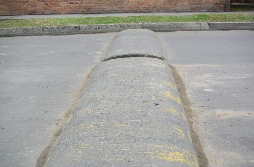 Transportistas de Barú denuncian instalación ilegal de resaltos que afecta sus vehículos