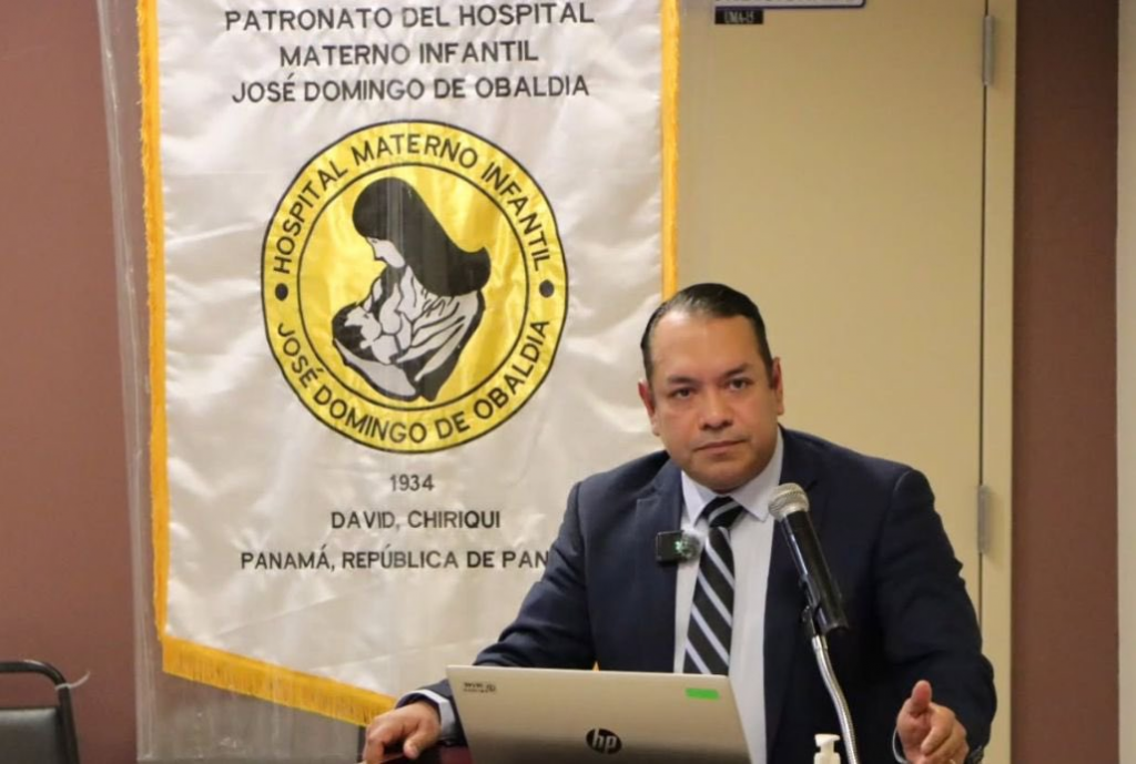 Nuevo director médico asume liderazgo en el Hospital José Domingo de Obaldía