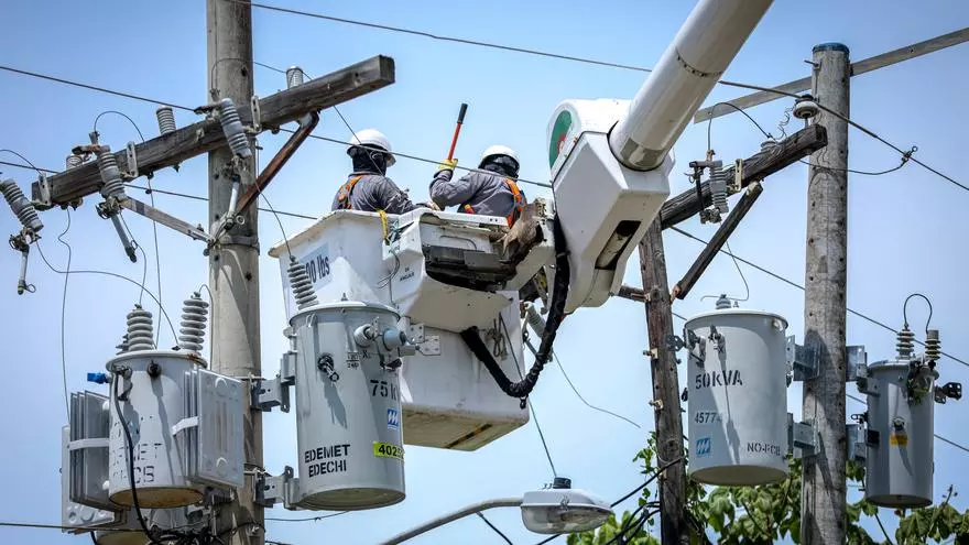 Residentes de Bugaba exigen soluciones ante constantes apagones