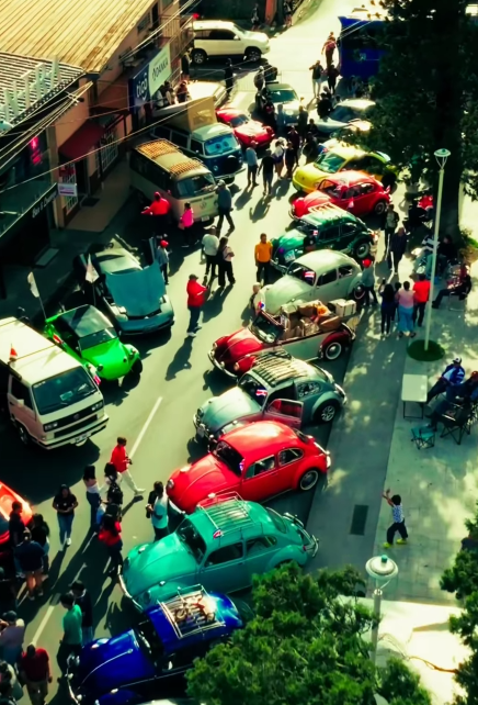 Éxito rotundo en el Primer Encuentro de Autos Vochos y Clásicos 2025 en Boquete