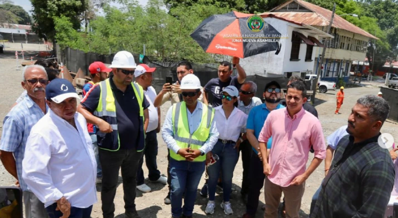 Autoridades de Puerto Armuelles fiscalizan avances en proyectos de infraestructura