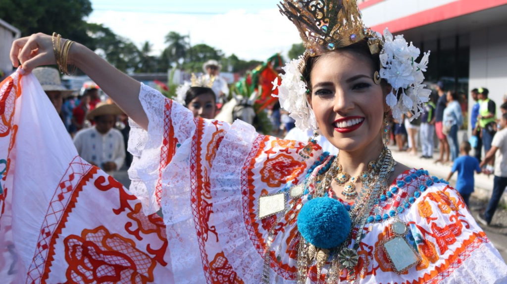 Puerto Armuelles se prepara para gran desfile folklórico en mayo