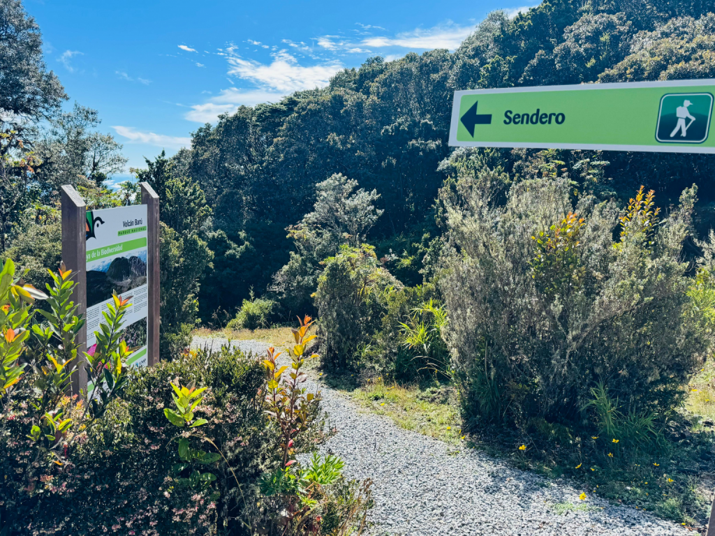 MiAmbiente presenta posible proyecto de mejoras en el sendero al Volcán Barú