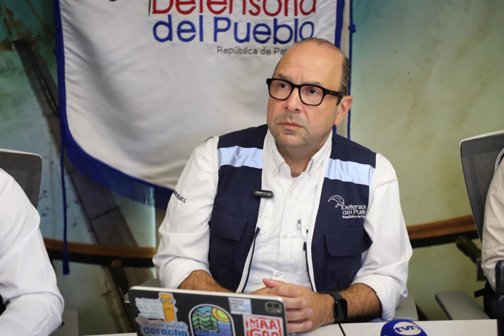 Defensor del Pueblo pide retorno a clases y gremios docentes responden con rechazo