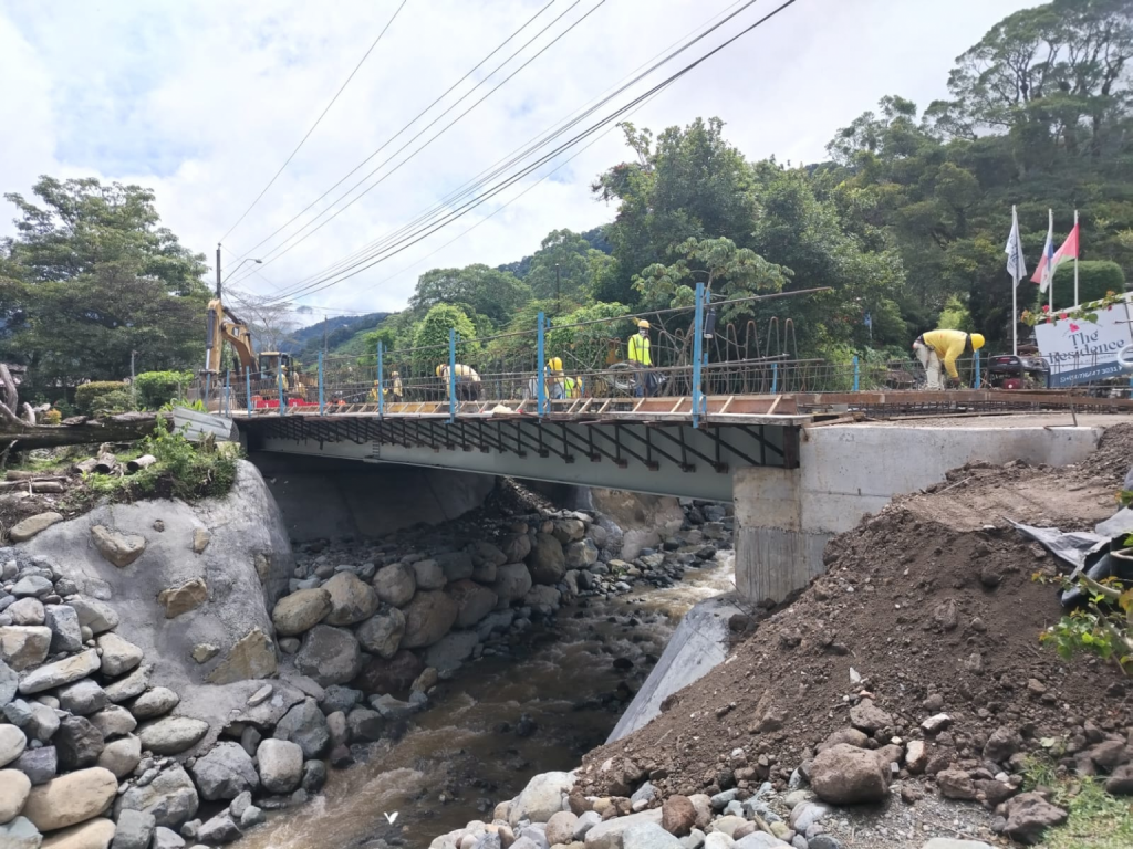 Boquete: MOP avanza en construcción de puentes en quebrada La Zumbona y quebrada Grande