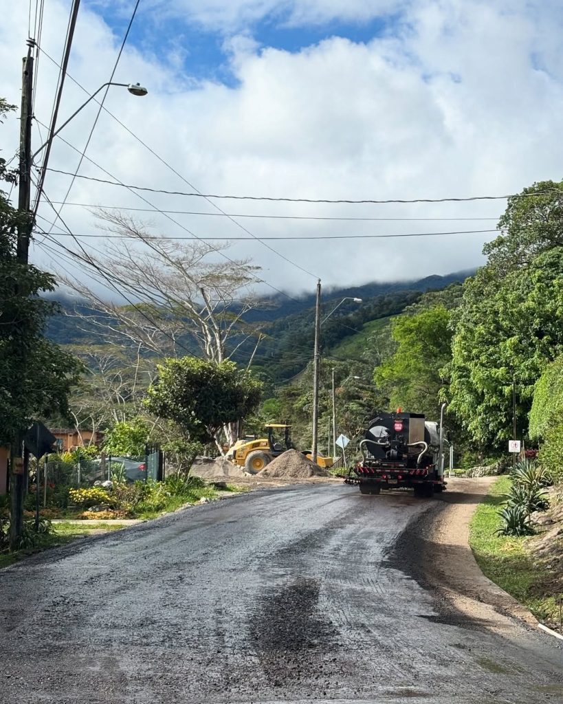 Avanza construcción del puente sobre la quebrada Zumbona en Palo Alto, Boquete