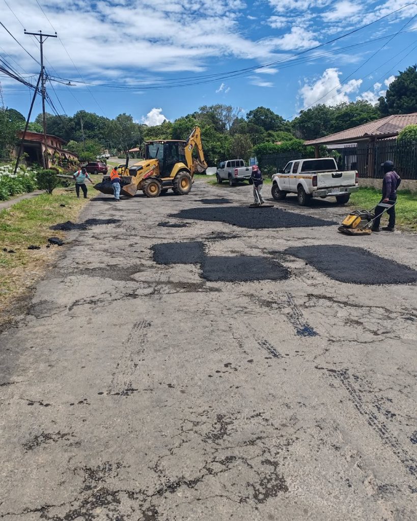 Inician trabajos viales y de construcción de puente en Jaramillo, Boquete