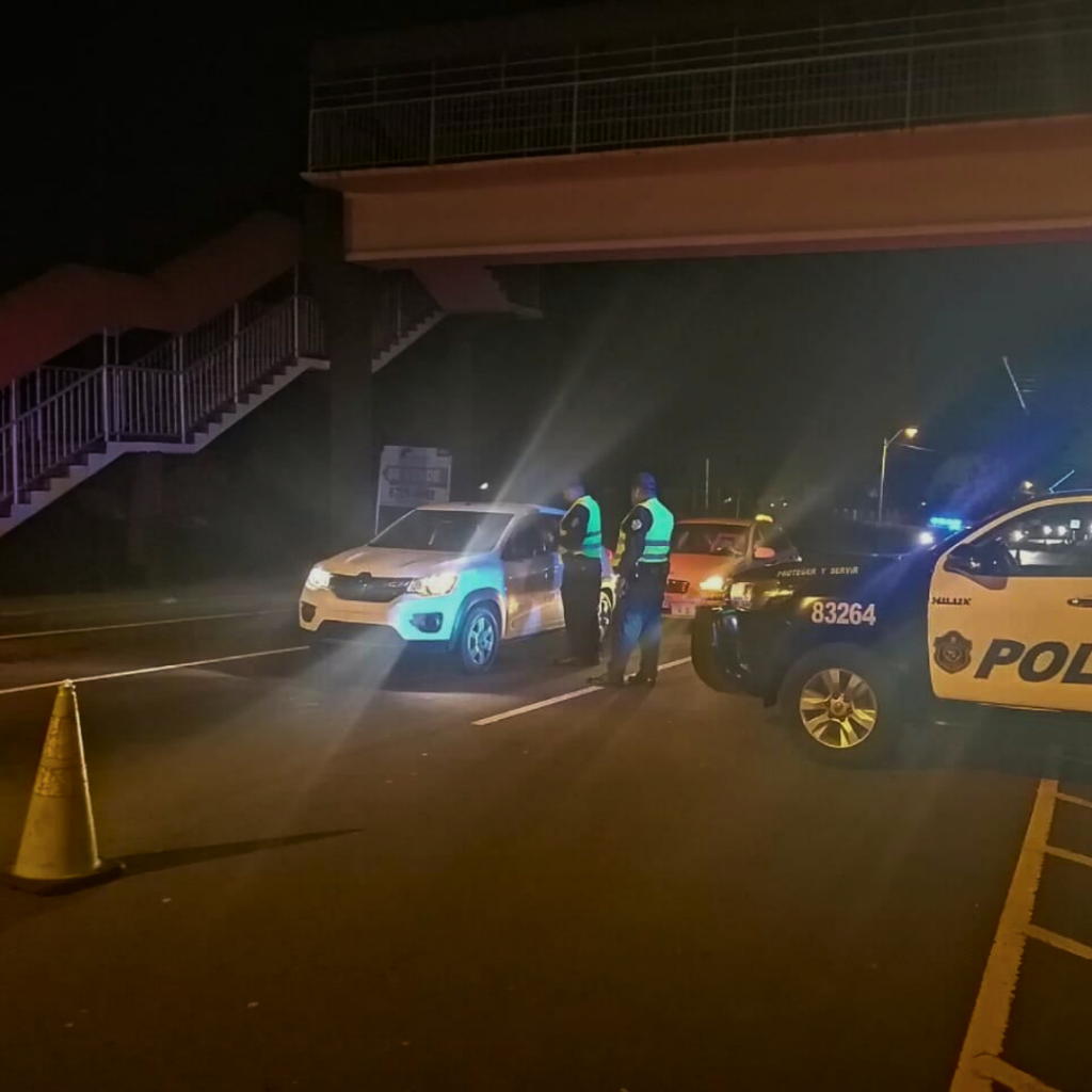 Boqueteños respaldan operativos policiales en puesto de control de Alto Boquete