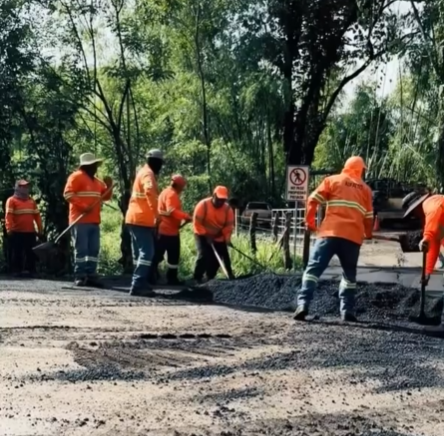 Residentes de San Isidro piden aceras y mayor seguridad peatonal tras rehabilitación vial