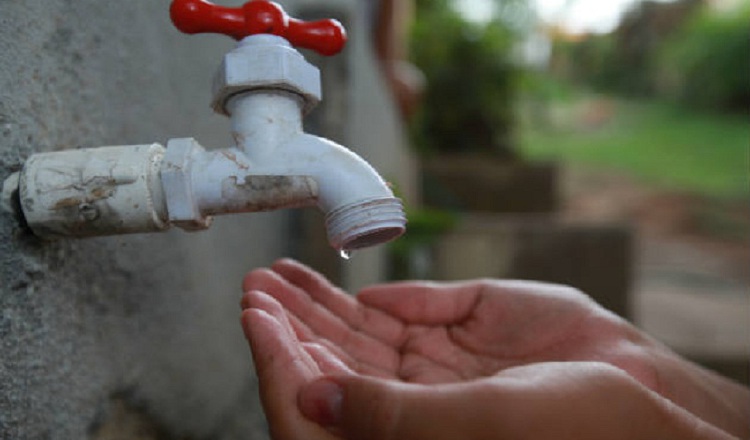 Ciudadanos de Barú piden solución definitiva a los problemas de agua potable