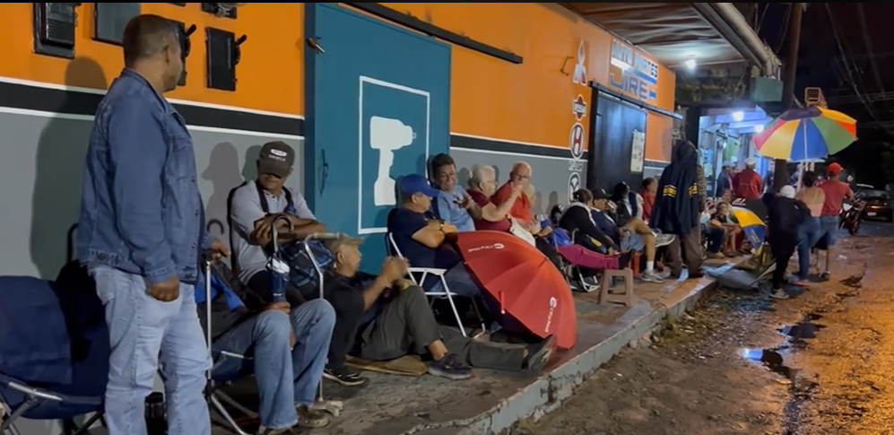 Naviferia abre con alta afluencia desde la madrugada en la Plaza del Ferrocarril