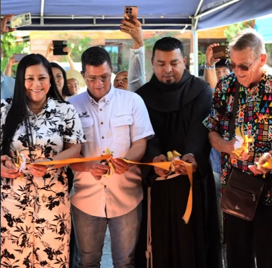Reinauguran biblioteca pública en Los Naranjos, Boquete