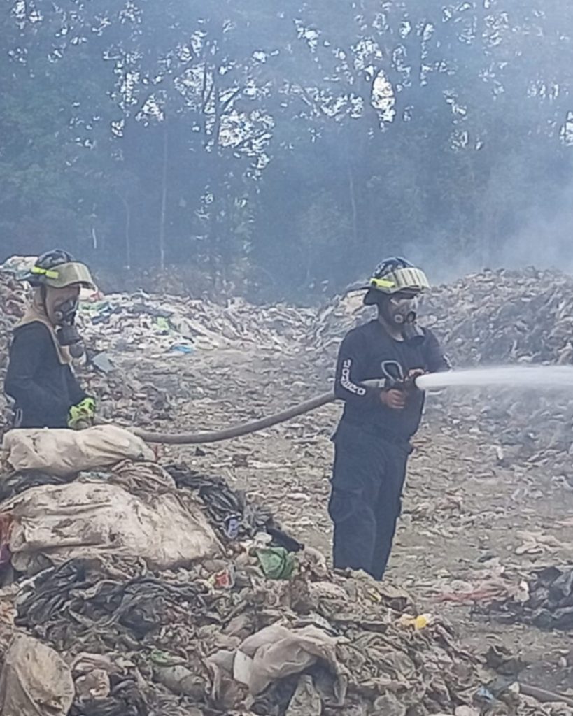 Incendio en relleno sanitario de Barú genera afectaciones respiratorias y alarma comunitaria