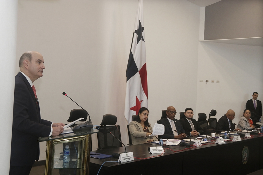 Asamblea inicia debate de proyecto de ley sobre sustancia económica en Panamá